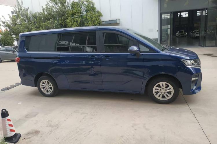 Used  Ruisheng Ace M7 2023 2.0L Long-wheelbase Business Version 7 Seats
