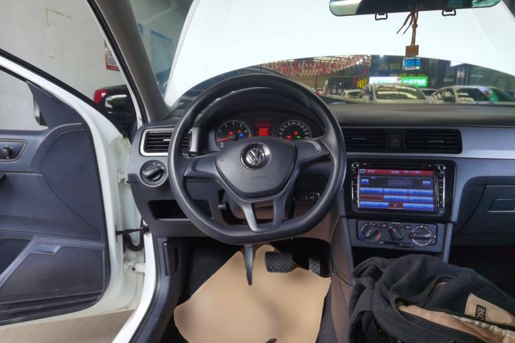 Used Volkswagen Santana 2015 Haval H6 1.6L Automatic Luxury Model
