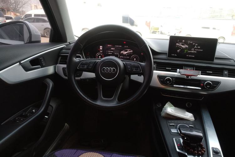 Used Audi A4L 2018 30th Anniversary Edition 40 TFSI Fashion Model