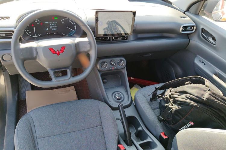 Used Wuling Hongguang New Energy 2024 All-Electric Model 300KM Practical Version