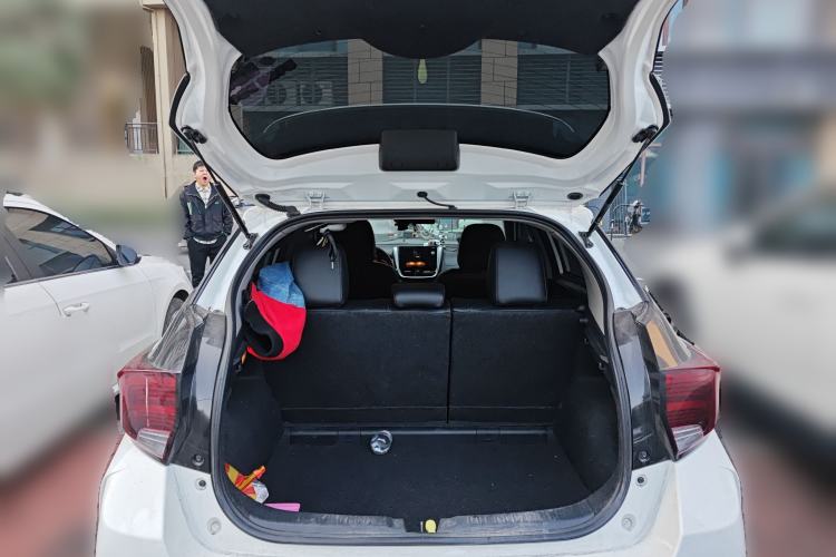 Used Toyota YARiS L 2022 X-Trail 1.5L CVT Luxury PLUS Edition