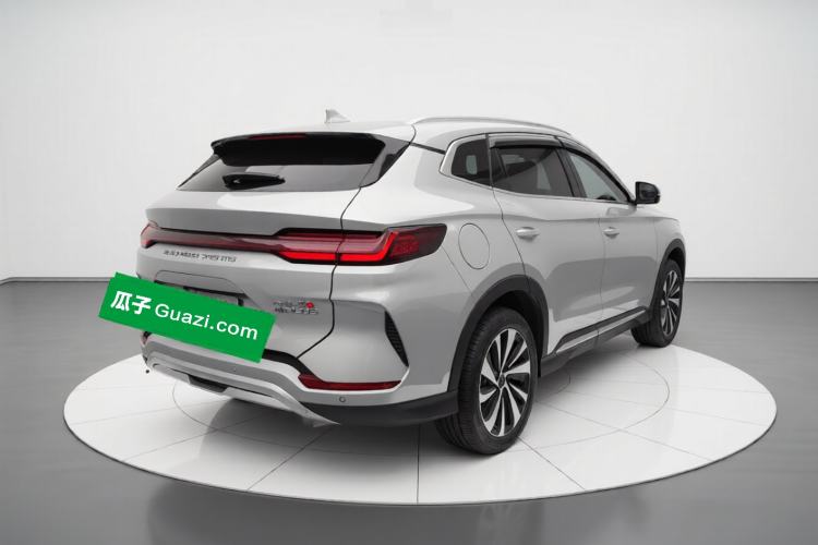 Used BYD Song PLUS New Energy 2023 Champion Edition EV 520KM Prestige Model
