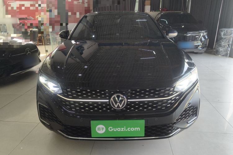 Used Volkswagen Passat 2022 330TSI Starry Luxury Edition
