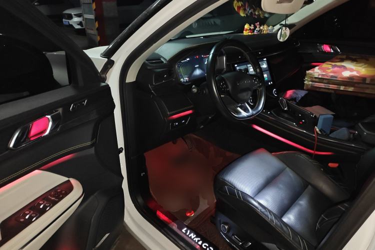 Used Lynk & Co 05 2020 2.0TD Two-Wheel Drive Shine Halo
