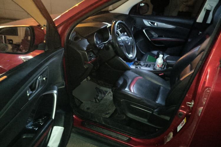 Used Changan CS55 2018 1.5T Automatic Colorful Edition China V Standard
