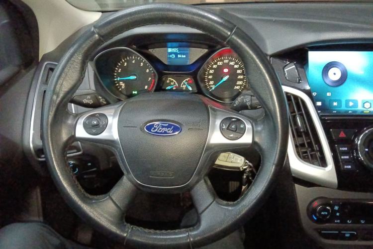 Used Ford Focus 2012 Hatchback 1.6L Automatic Fashion Edition
