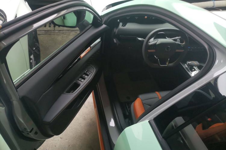 Used Changan UNI-V 2024 1.5T Prestige Edition
