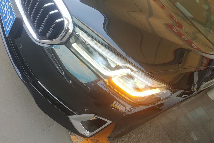 Used BMW 5 Series 2022 Restyled 525Li Luxury Package