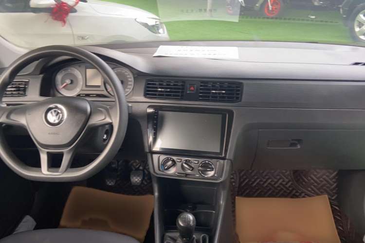 Used Volkswagen Santana 2018 1.5L Manual Fashion Edition
