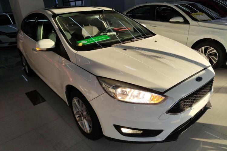 Used Ford Focus 2018 Hatchback Classic 1.6L Automatic Trendy SmartDrive Edition
