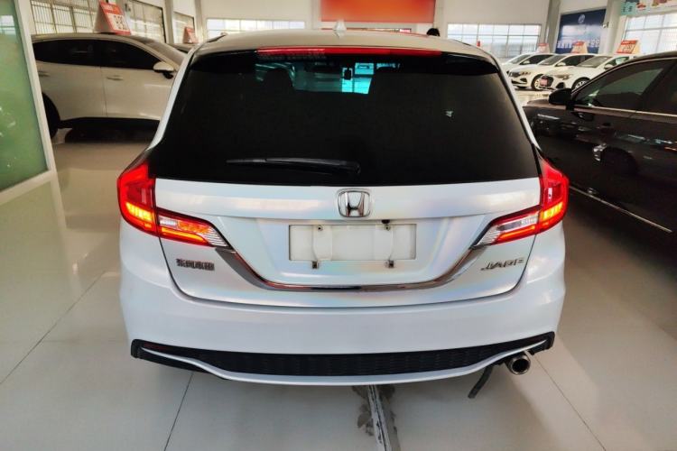 Used Honda Jade 2017 1.8L automatic Comfort version 5 seats