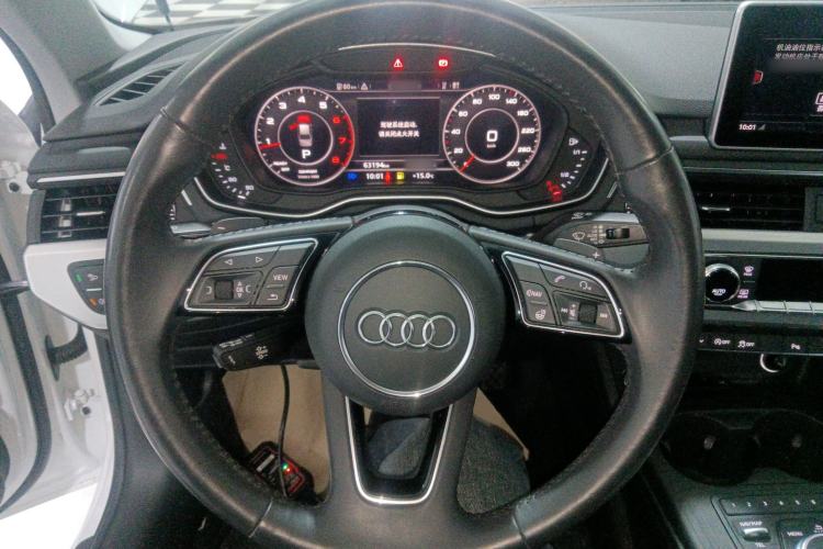 Used Audi A4L 2018 30th Anniversary Edition 40 TFSI Fashion Model
