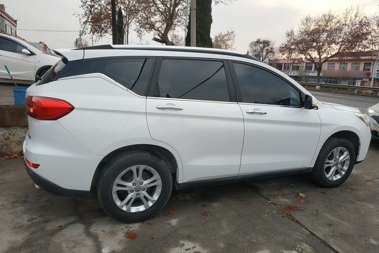 Used Haval M6 2017 1.5T Manual Two-Wheel Drive Elite Model
