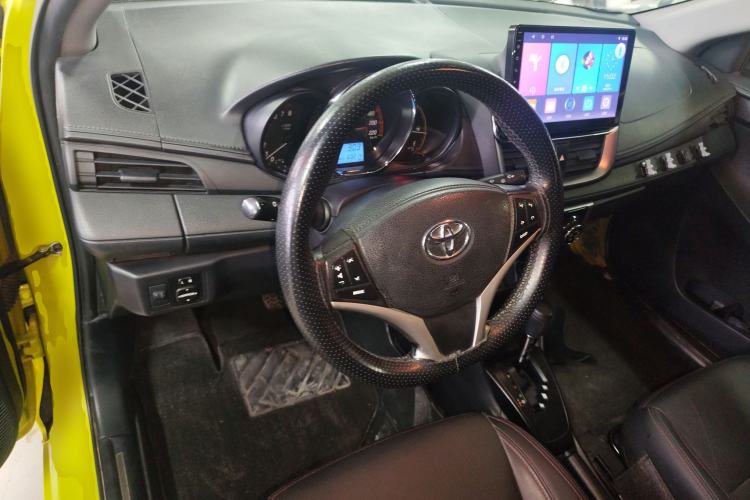 TDK.VehicleDetails.img