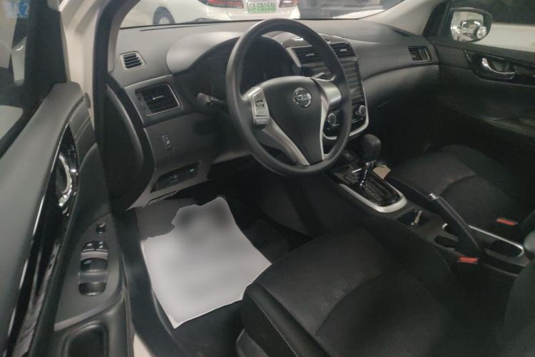 Used Nissan Tiida 2016 1.6L CVT Cool Dynamic Edition