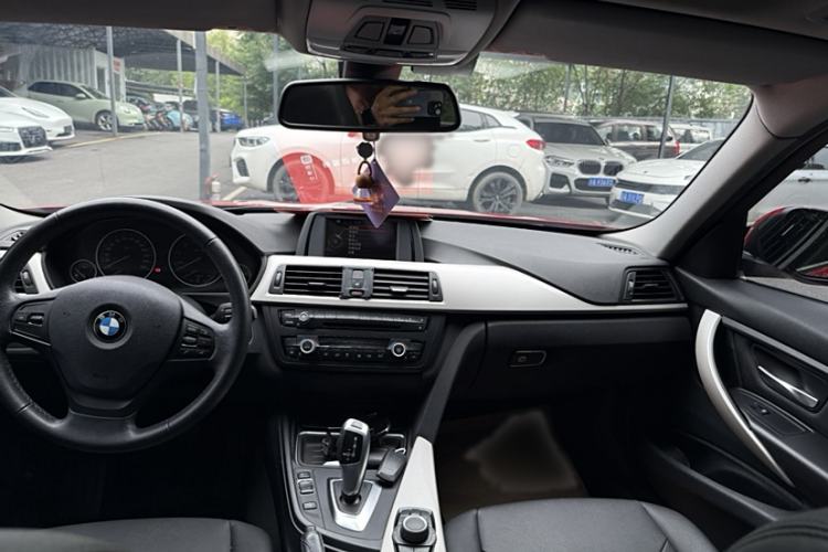 Used BMW 3 Series 2015 320Li Luxury Edition Fashion Model
