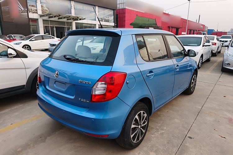 Used Skoda Fabia 2014 1.4L Manual Crystal Edition