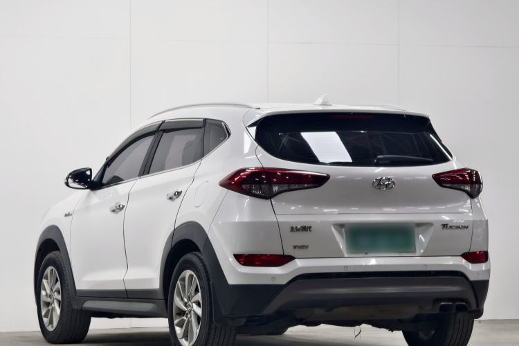 Used Hyundai Tucson 2015 1.6T Dual-Clutch Two-Wheel-Drive Smart Model
