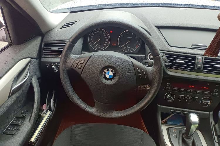 Used BMW X1 2013 sDrive18i Fashion Model