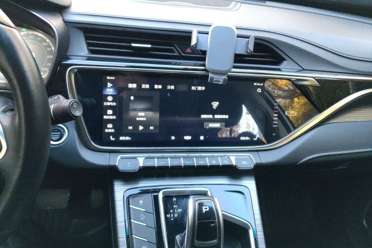 Used Geely Auto Emgrand X7 Sport 2020 1.8TD DCT ZhiZun PRO
