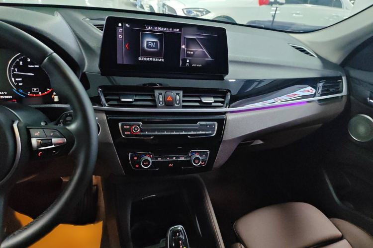 Used BMW X1 2021 Restyled sDrive25Li Leading Edition
