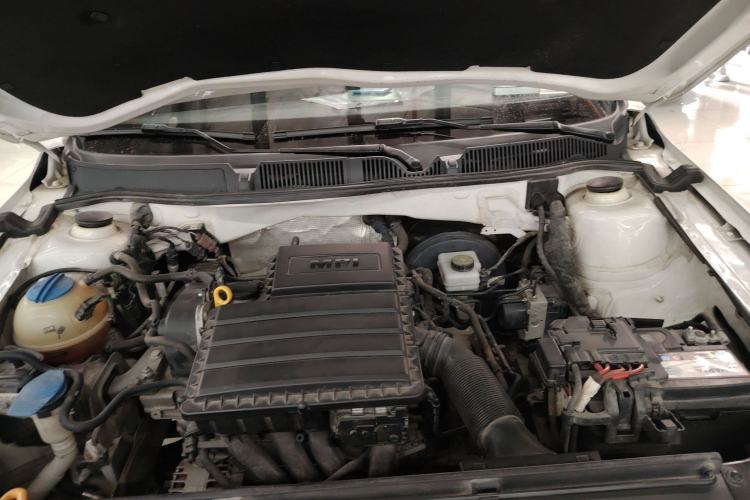 Used Volkswagen Lavida 2017 1.6L Automatic Comfort Edition
