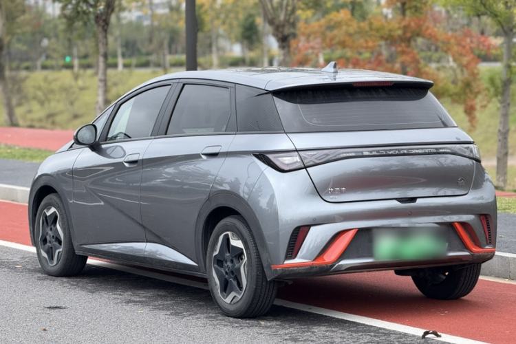 Used BYD Dolphin 2021 405 km Fashion Edition
