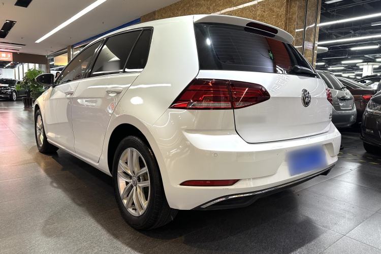 Used Volkswagen Golf 2018 230TSI Automatic Comfort Model
