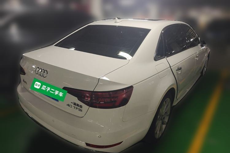 Used Audi A4L 2017 Plus 40 TFSI Ambition Model
