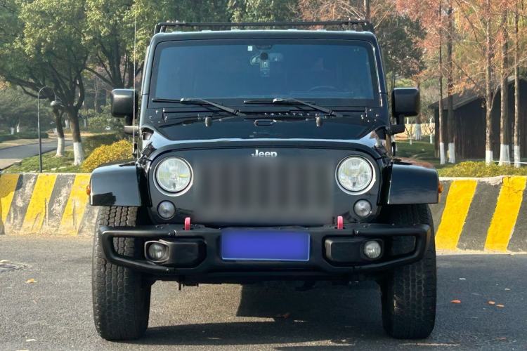 Used  Wrangler 2017 3.0L Sahara Four-Door Comfort Edition
