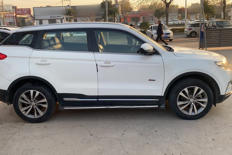 Used Geely Auto Emgrand X7 Sport 2016 1.8TD Automatic ZhiZun Version
