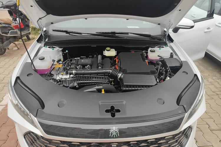 Used BYD Qin PLUS 2025 DM-i Smart Drive 55KM Leading Model
