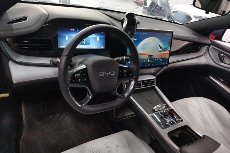 Used BYD Seal 2023 DM-i 1.5L 121km Luxury Model