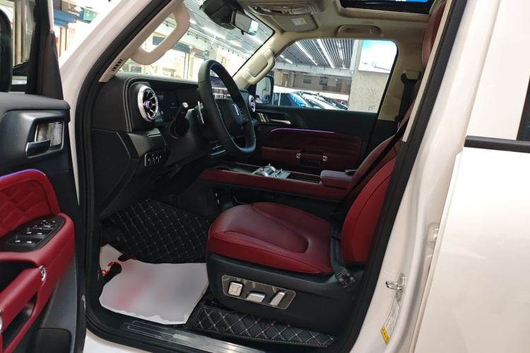 Used Tank 300 2025 2.0T Conqueror
