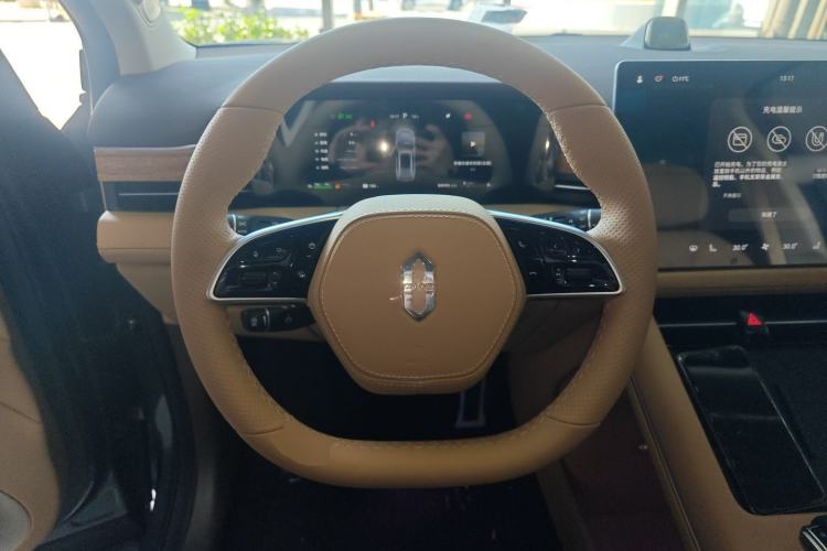 Used Hima AITO M7 2024 1.5T Rear-Drive Plus Version 5 Seats
