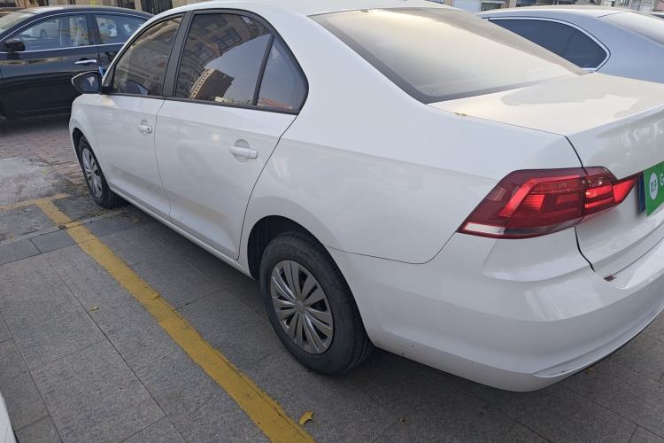 Used Volkswagen Santana 2021 1.5L Automatic Fashion Edition
