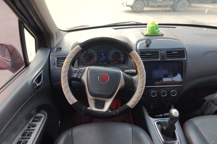 Used FORTHING Joyear X5 2013 1.6L Manual Luxury Model China IV Standard