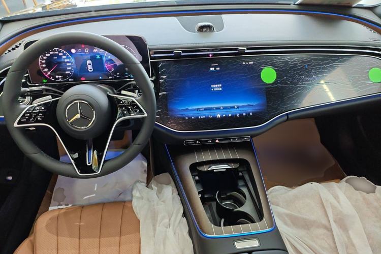 Used Mercedes-Benz E-Class 2025 Facelift E 300 L Luxury Edition
