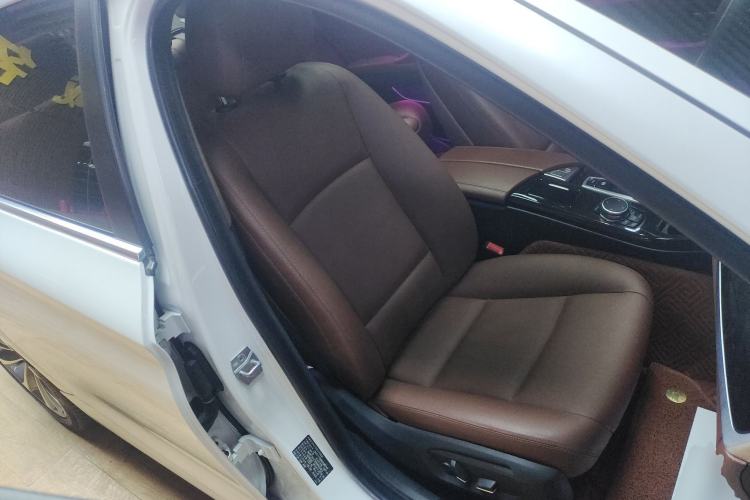 Used BMW 5 Series 2017 528Li xDrive Leading Model