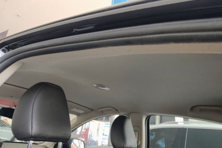 Used Honda Vezel 2015 1.8L CVT 2WD Elite Model