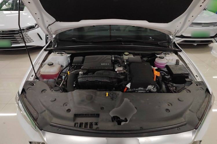 Used BYD Qin PLUS 2024 HONOR Edition DM-i 55KM Leading Model
