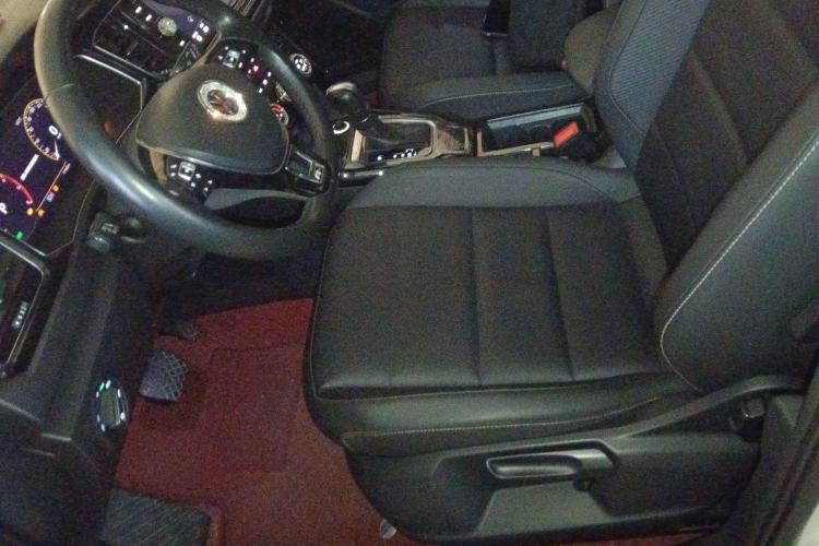 Used Volkswagen T-ROC 2020 280TSI DSG Two-Wheel Drive Comfort Version