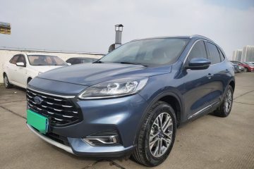 Used Ford Escape 2020 EcoBoost 245 Two-Wheel-Drive Titanium Edition