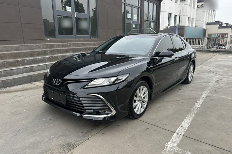 Used Toyota Camry 2021 2.0G Luxury Edition
