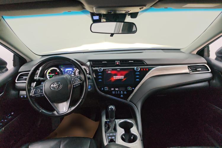 Used Toyota Camry 2019 Dual-Engine 2.5 HG Luxury Edition China V Standard
