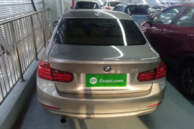 Used BMW 3 Series 2015 320i Luxury Line Stylish Edition
