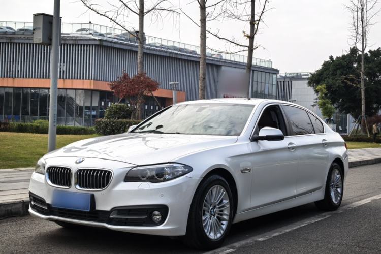 Used BMW 5 Series 2014 525Li Leading Model
