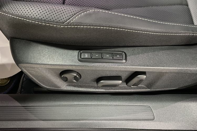 Used Volkswagen Passat 2025 Outstanding Model 330TSI Starry Elite Edition