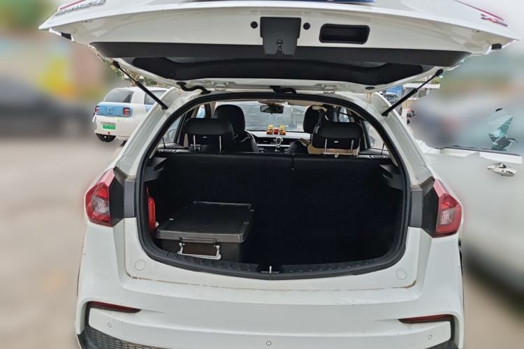 Used Geely Auto Vision X3 2019 Upgraded Model 1.5L CVT Elite Version