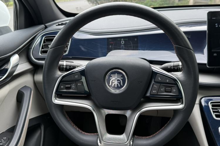 Used BYD Qin PLUS 2021 EV 400KM Luxury Model
